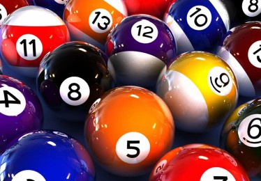 华体会体育_恰尔汗奥卢小腿疲劳引国米谨慎应对，原因与战术影响深度分析，球迷聚焦那不勒斯处理